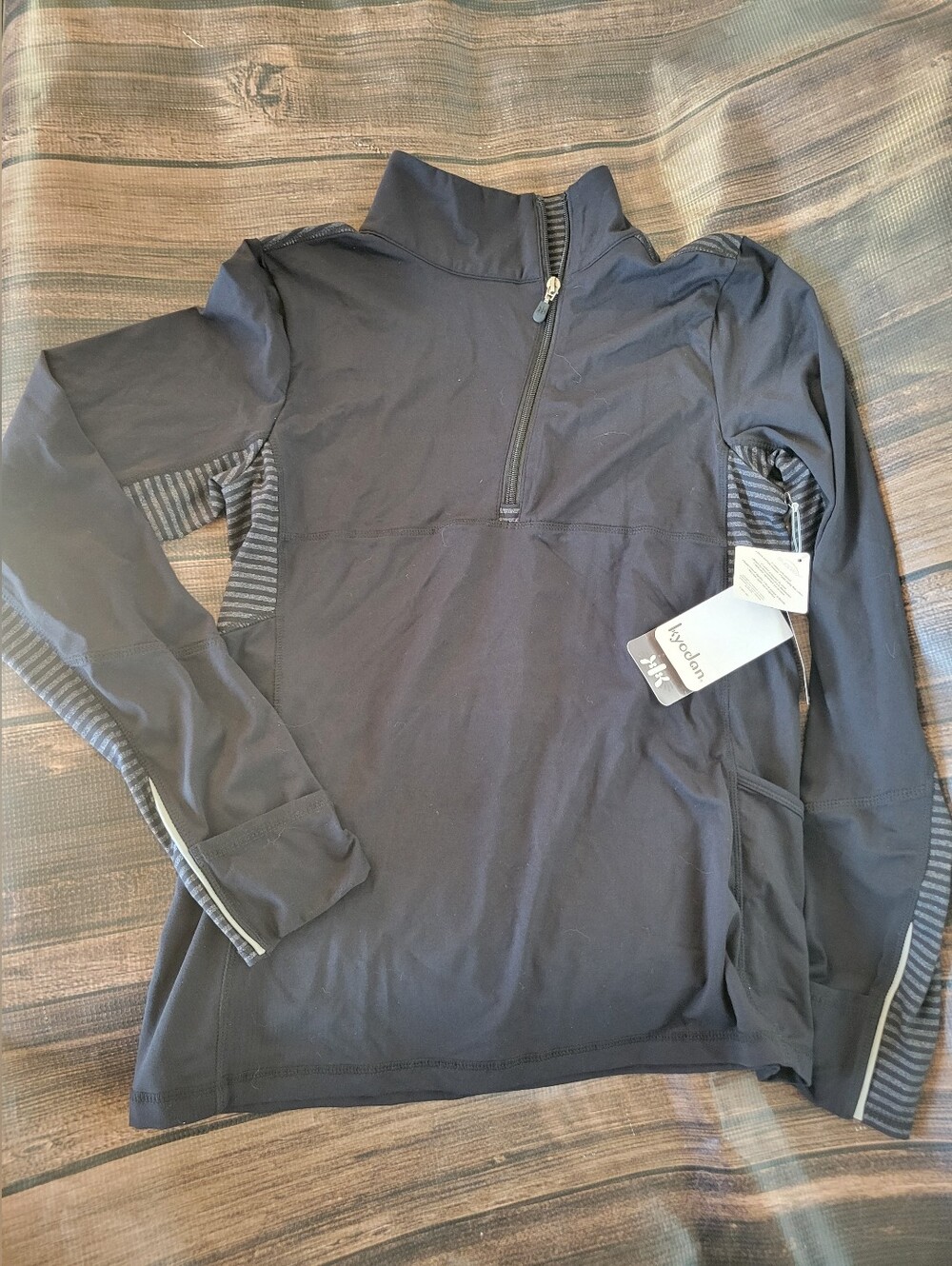 NWT Kyodan Assymetrical Zip Top